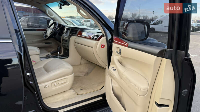 Внедорожник / Кроссовер Lexus LX 2008 в Киеве фото 16 Внедорожник / Кроссовер Lexus LX 2008 в Киеве