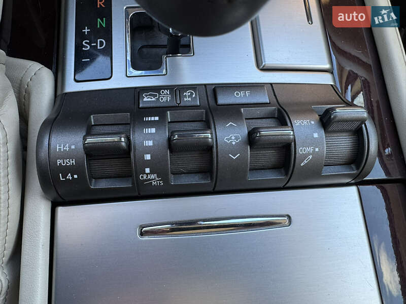 Внедорожник / Кроссовер Lexus LX 2012 в Днепре