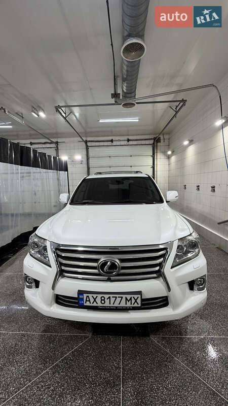 Позашляховик / Кросовер Lexus LX 2012 в Харкові