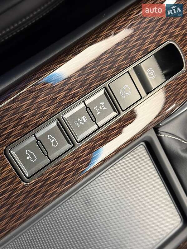 Позашляховик / Кросовер Lexus LX 2023 в Києві