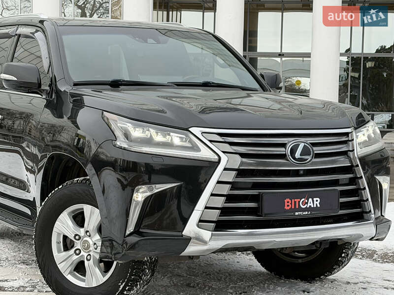 Внедорожник / Кроссовер Lexus LX 2016 в Одессе
