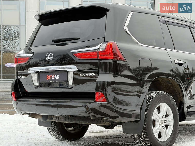 Внедорожник / Кроссовер Lexus LX 2016 в Одессе