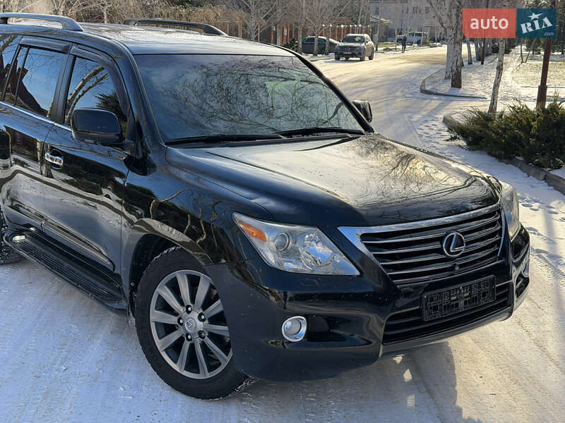 Внедорожник / Кроссовер Lexus LX 2008 в Одессе