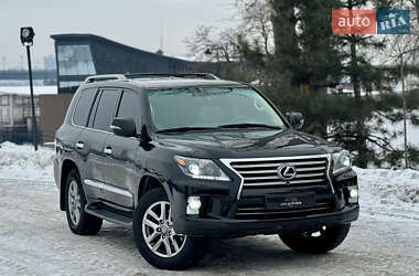 Внедорожник / Кроссовер Lexus LX 2013 в Киеве