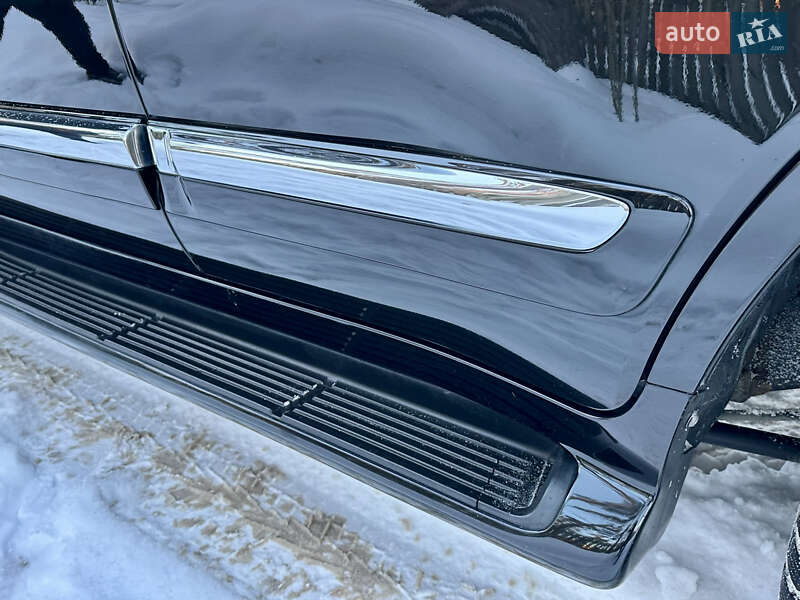 Внедорожник / Кроссовер Lexus LX 2013 в Киеве