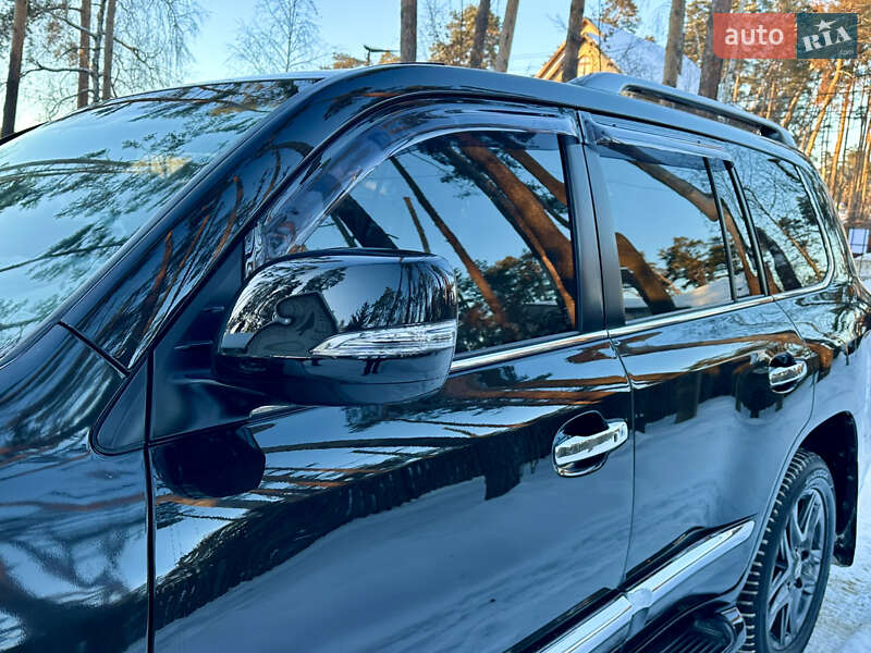 Внедорожник / Кроссовер Lexus LX 2013 в Киеве