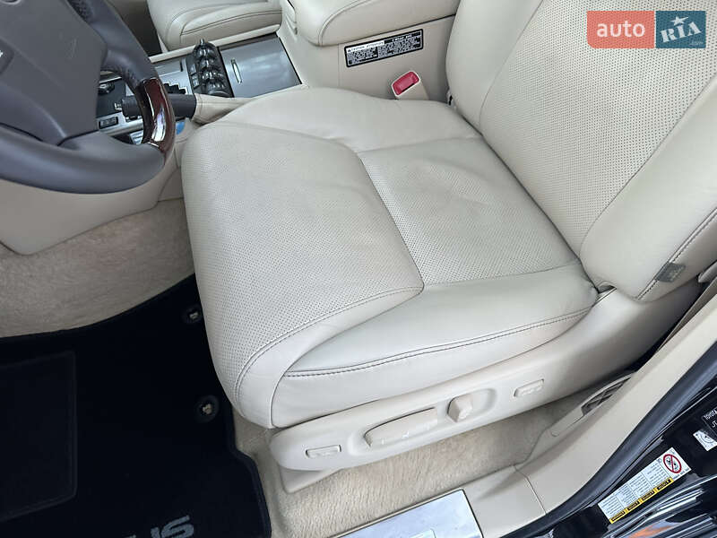 Внедорожник / Кроссовер Lexus LX 2013 в Киеве