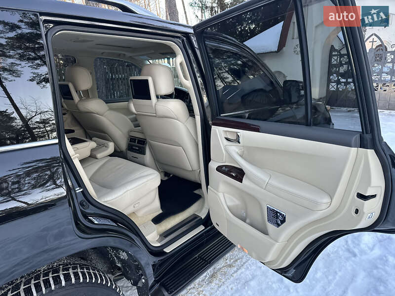 Внедорожник / Кроссовер Lexus LX 2013 в Киеве