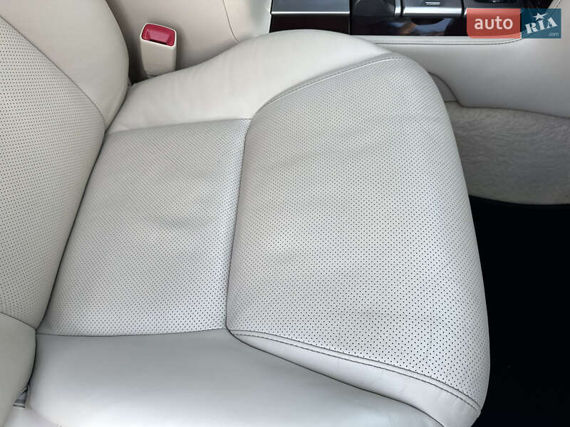 Внедорожник / Кроссовер Lexus LX 2013 в Киеве