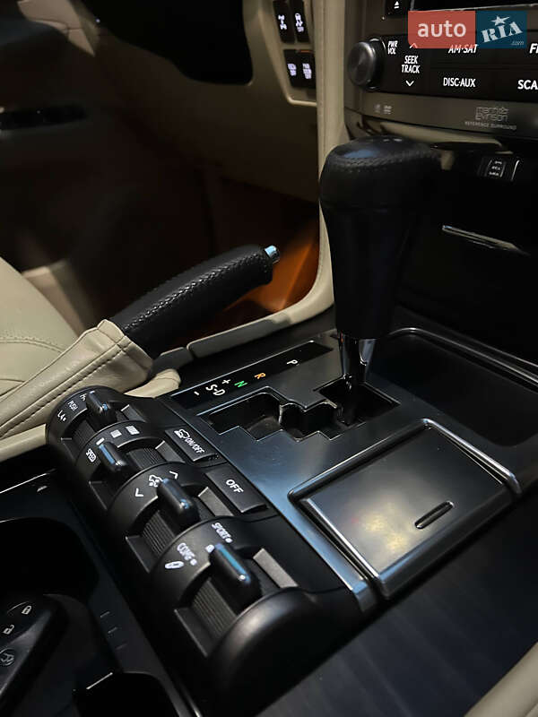 Позашляховик / Кросовер Lexus LX 2008 в Черкасах