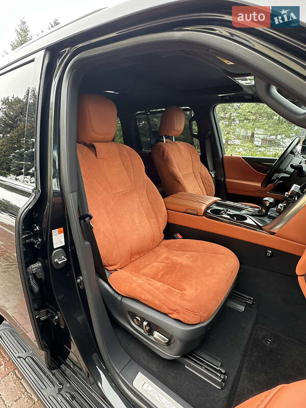 Позашляховик / Кросовер Lexus LX 2023 в Києві
