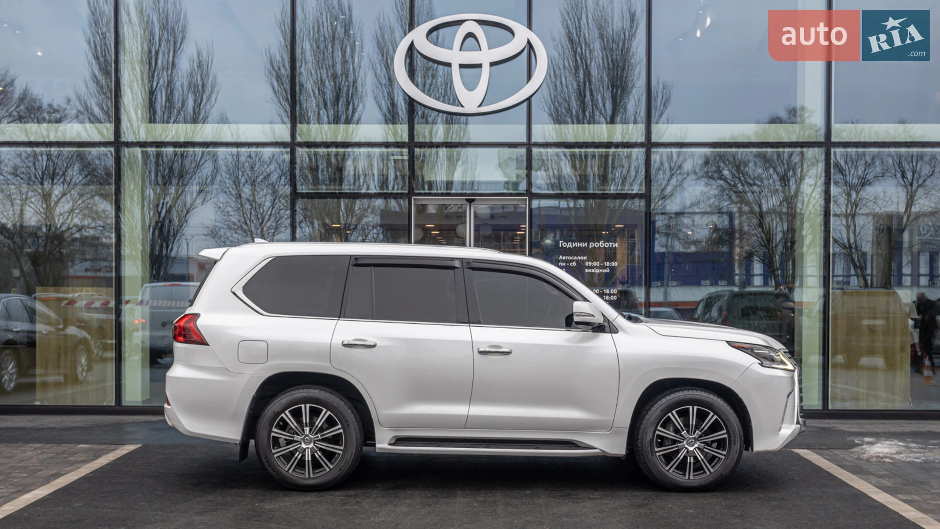 2016 Lexus LX - мініатюра 19