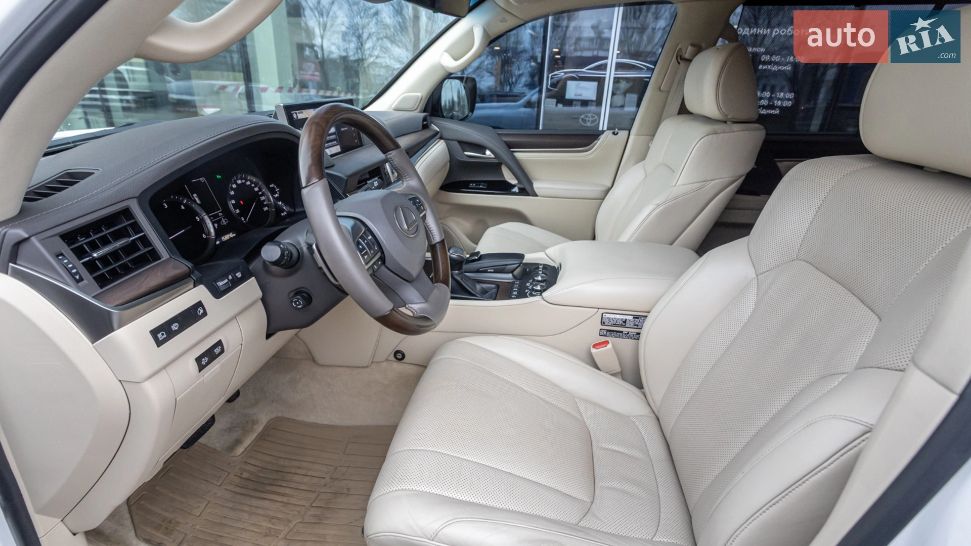 2016 Lexus LX - мініатюра 14