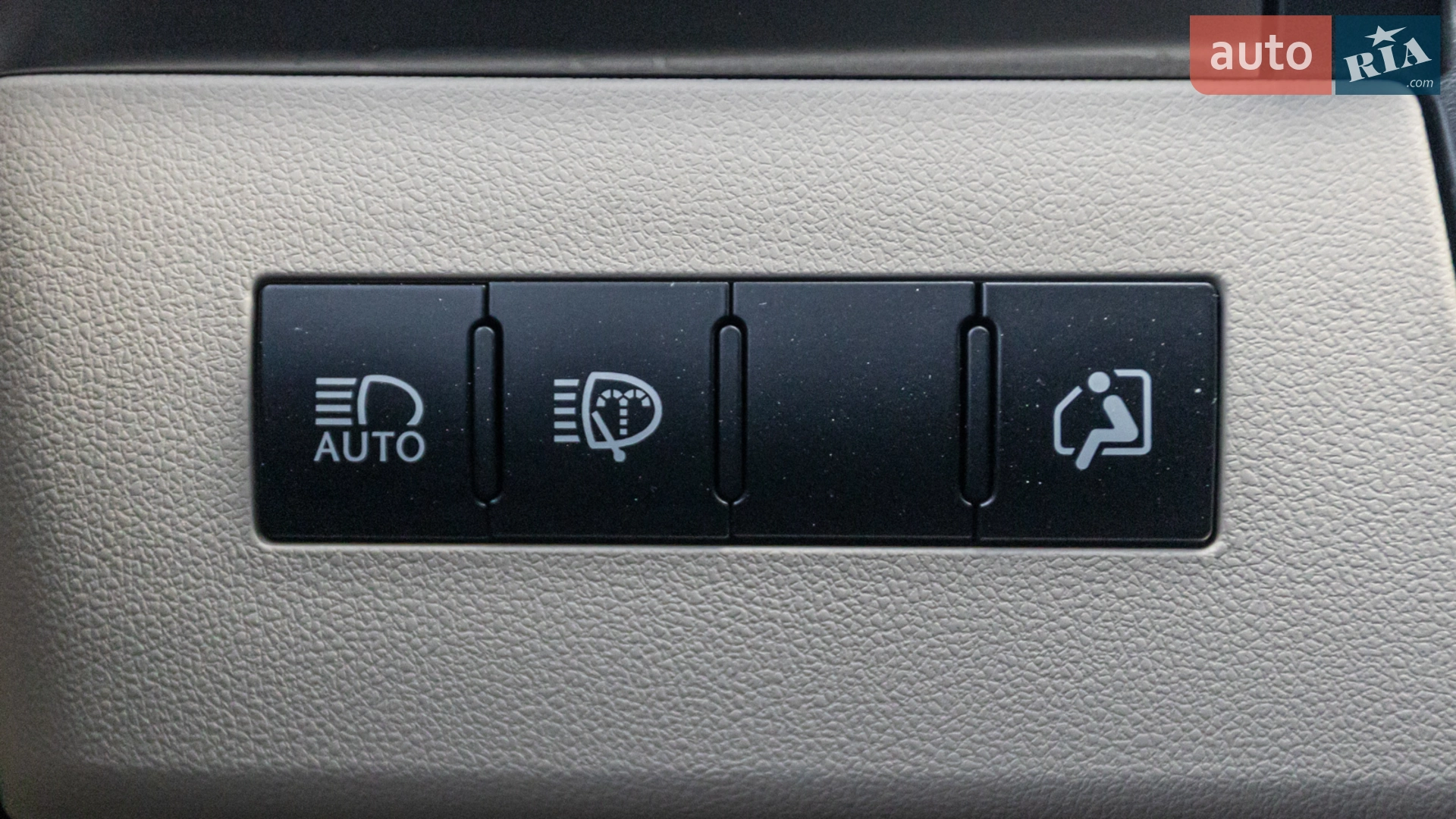 2016 Lexus LX - мініатюра 26