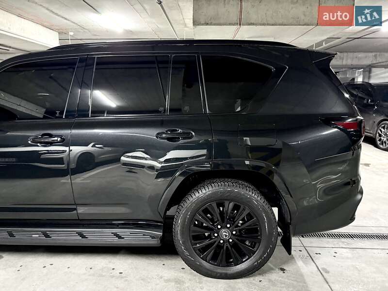 Внедорожник / Кроссовер Lexus LX 2023 в Днепре фото 7 Внедорожник / Кроссовер Lexus LX 2023 в Днепре