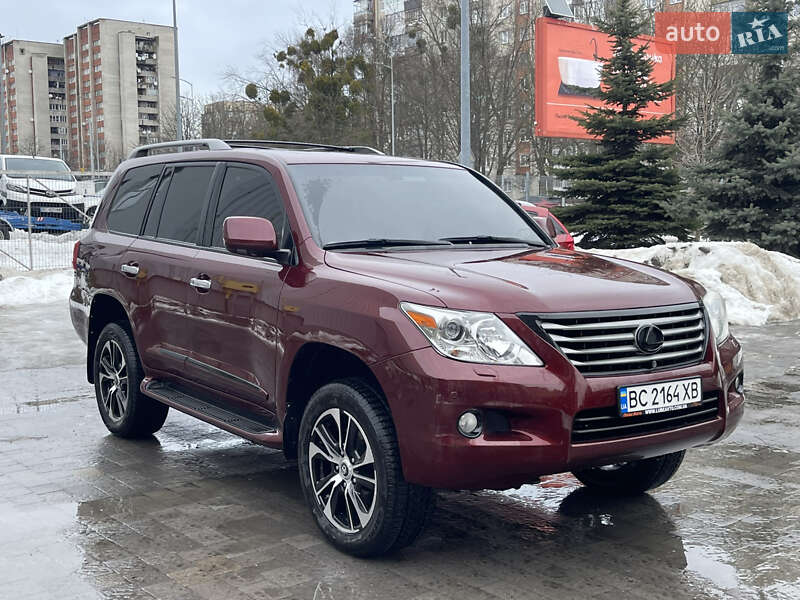 Внедорожник / Кроссовер Lexus LX 2011 в Львове