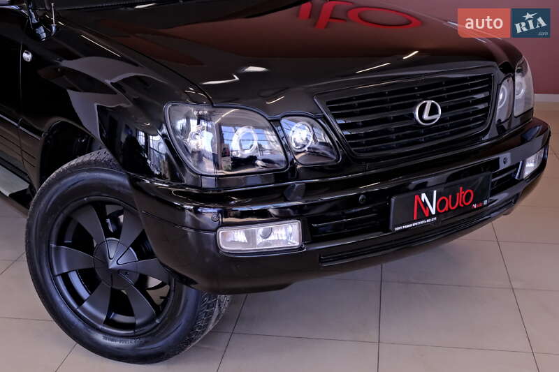 Позашляховик / Кросовер Lexus LX 2003 в Одесі