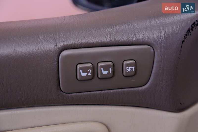 Позашляховик / Кросовер Lexus LX 2003 в Одесі