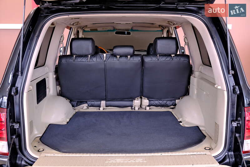 Позашляховик / Кросовер Lexus LX 2003 в Одесі