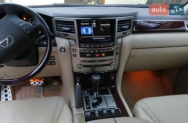 Внедорожник / Кроссовер Lexus LX 2013 в Харькове