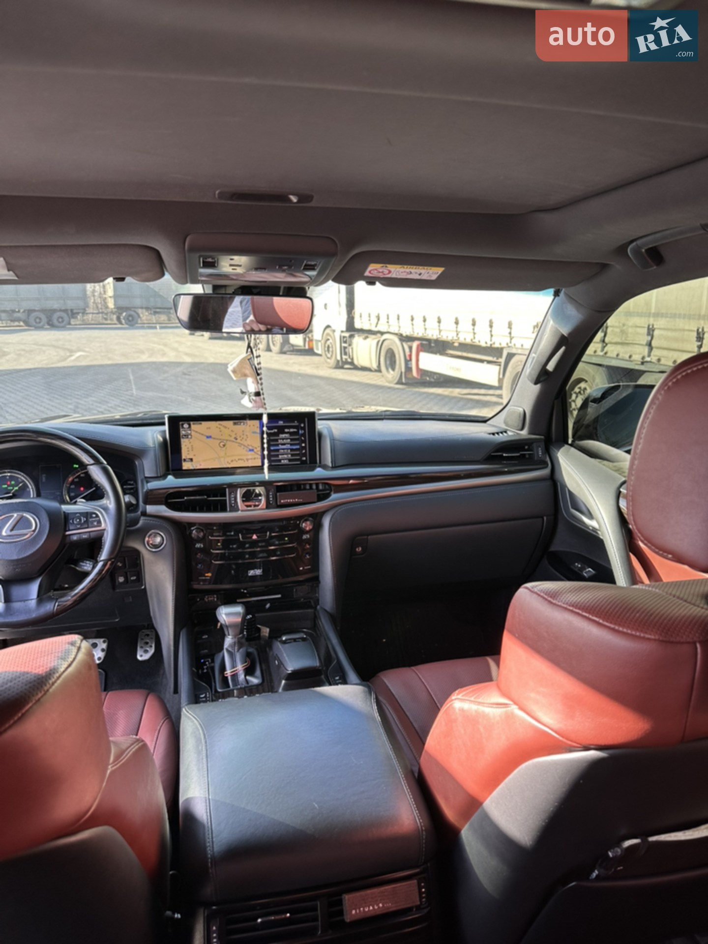2019 Lexus LX - мініатюра 12