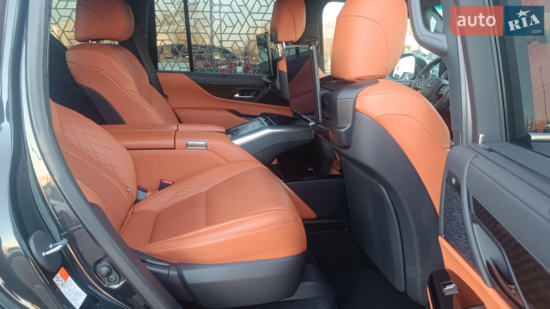 2023 Lexus LX - мініатюра 7