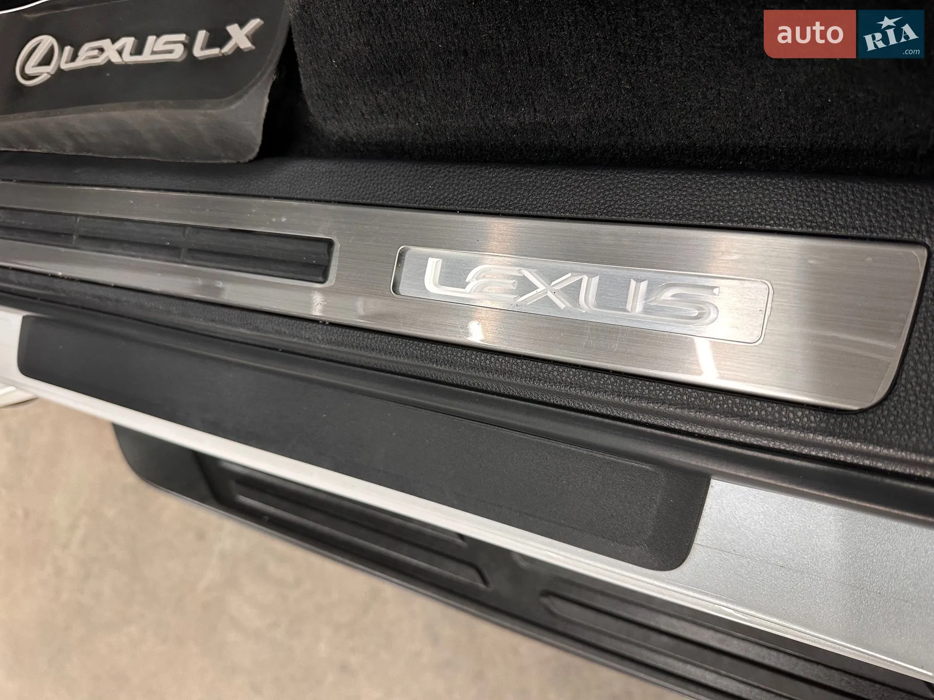 2022 Lexus LX - мініатюра 39