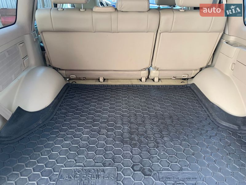 Позашляховик / Кросовер Lexus LX 2006 в Хмельницькому