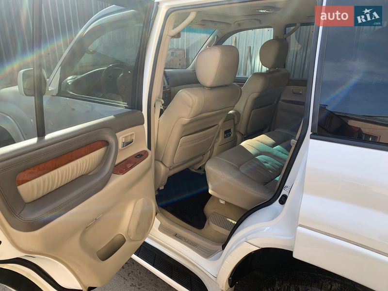 Позашляховик / Кросовер Lexus LX 2006 в Хмельницькому