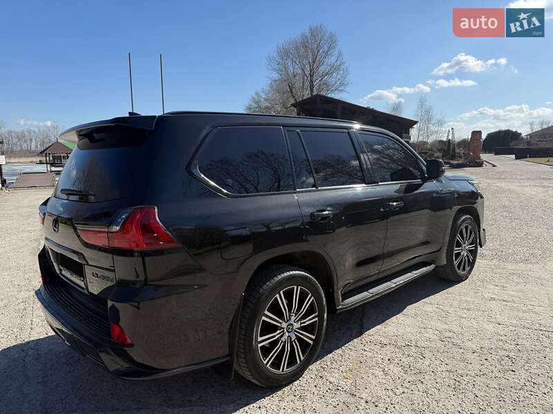 Внедорожник / Кроссовер Lexus LX 2016 в Днепре