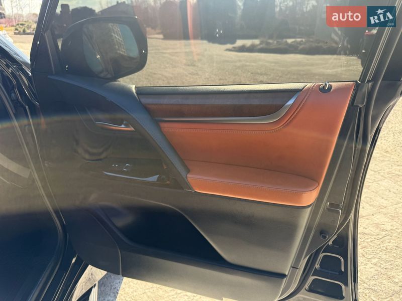 Внедорожник / Кроссовер Lexus LX 2016 в Днепре