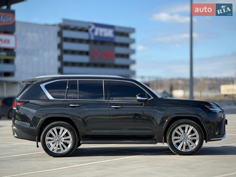 Внедорожник / Кроссовер Lexus LX 2023 в Киеве