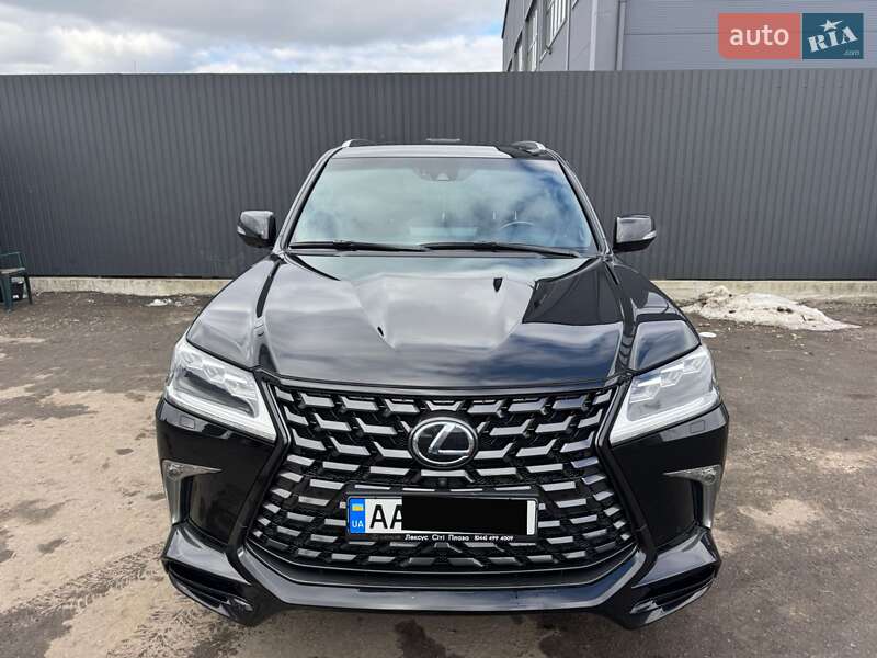 Внедорожник / Кроссовер Lexus LX 2016 в Киеве