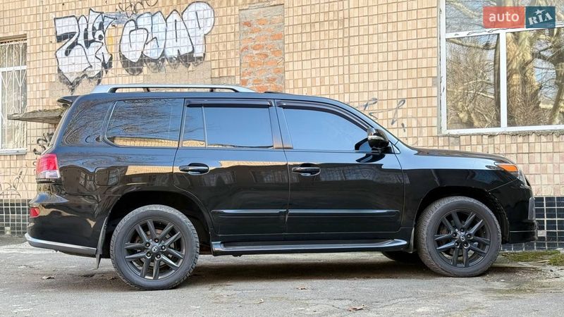 Внедорожник / Кроссовер Lexus LX 2013 в Одессе