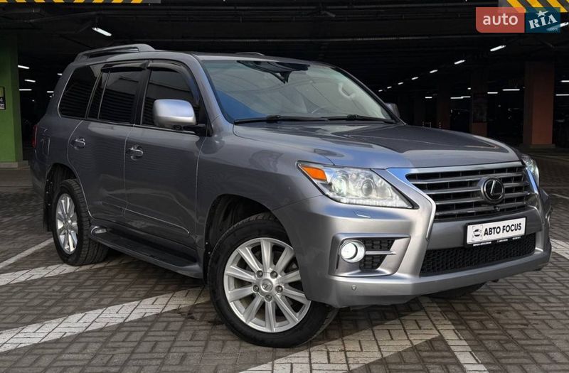 Lexus LX 2008