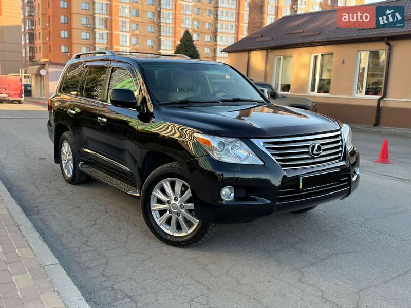 Внедорожник / Кроссовер Lexus LX 2008 в Днепре