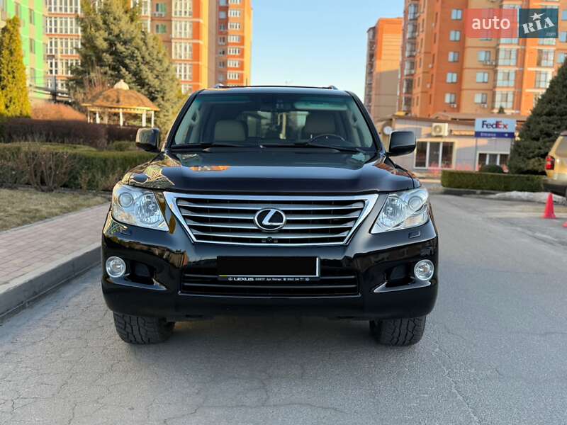 Внедорожник / Кроссовер Lexus LX 2008 в Днепре