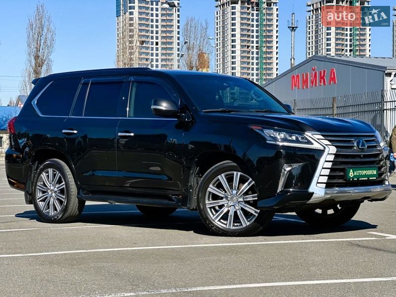 Внедорожник / Кроссовер Lexus LX 2015 в Киеве