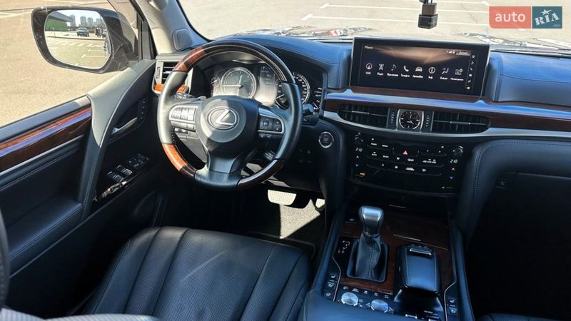 Внедорожник / Кроссовер Lexus LX 2015 в Киеве