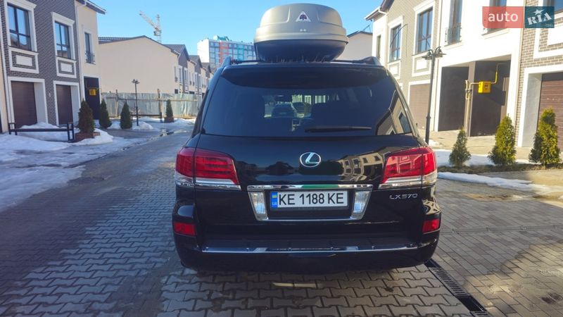 Внедорожник / Кроссовер Lexus LX 2014 в Чернигове