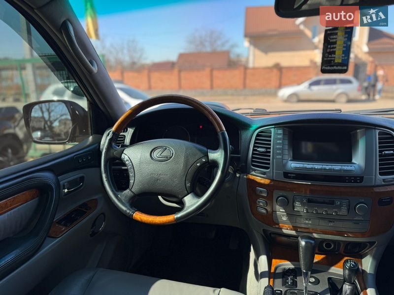 Внедорожник / Кроссовер Lexus LX 2004 в Бердичеве