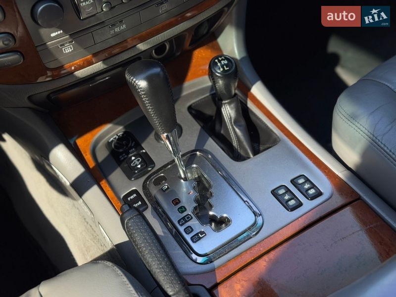 Внедорожник / Кроссовер Lexus LX 2004 в Бердичеве