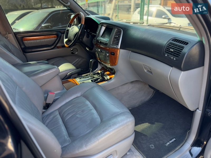 Внедорожник / Кроссовер Lexus LX 2004 в Бердичеве