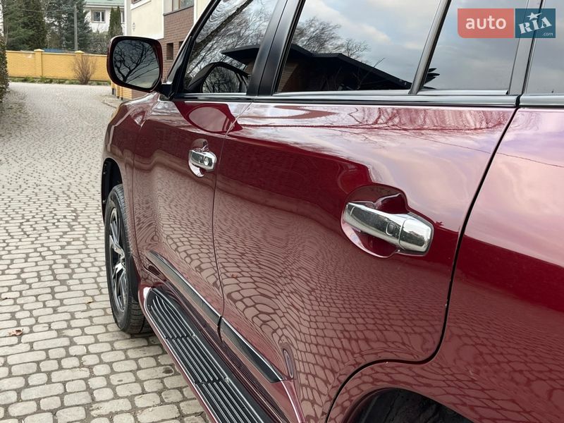 Внедорожник / Кроссовер Lexus LX 2011 в Львове