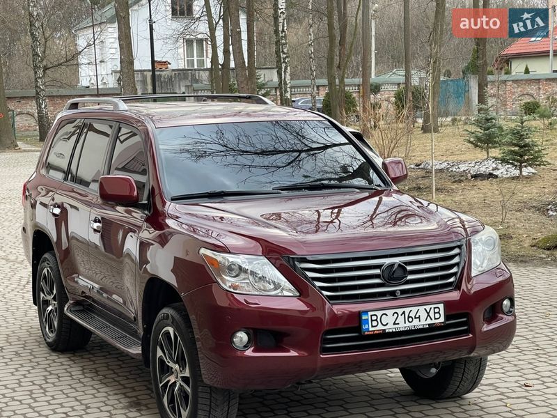 Внедорожник / Кроссовер Lexus LX 2011 в Львове