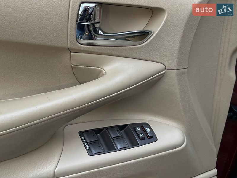 Внедорожник / Кроссовер Lexus LX 2011 в Львове