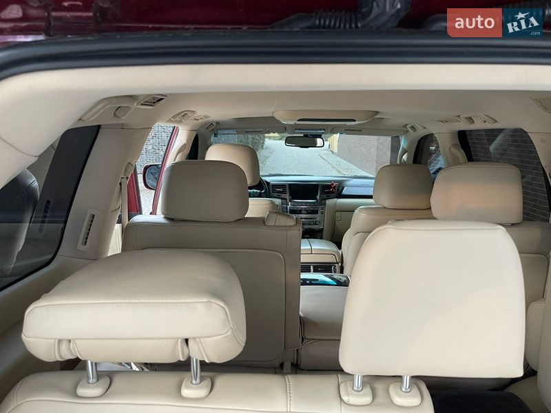 Внедорожник / Кроссовер Lexus LX 2011 в Львове