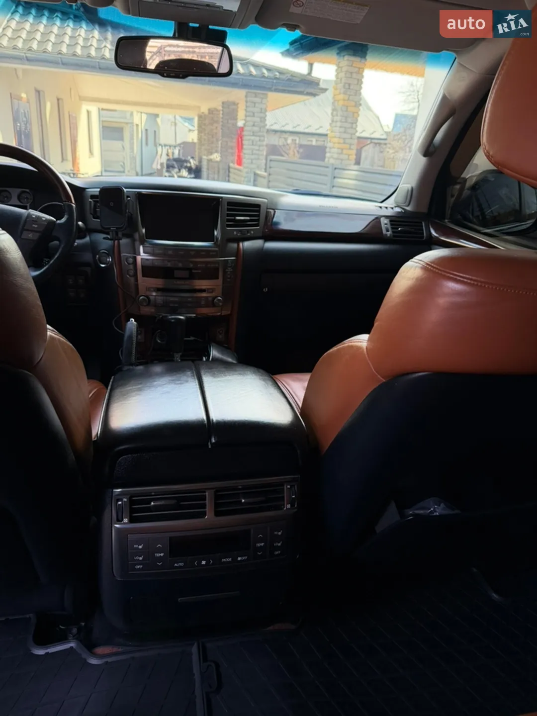2011 Lexus LX - мініатюра 20