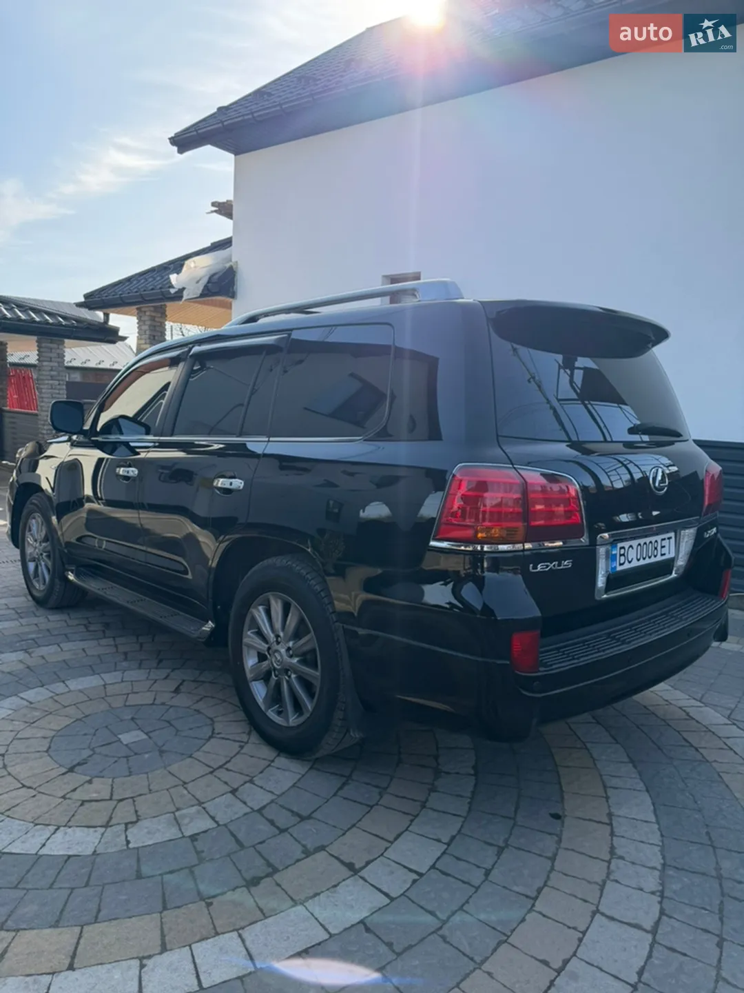 2011 Lexus LX - мініатюра 9