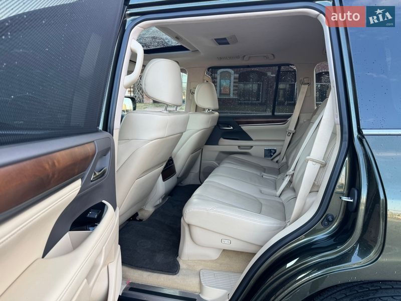 Позашляховик / Кросовер Lexus LX 2021 в Києві